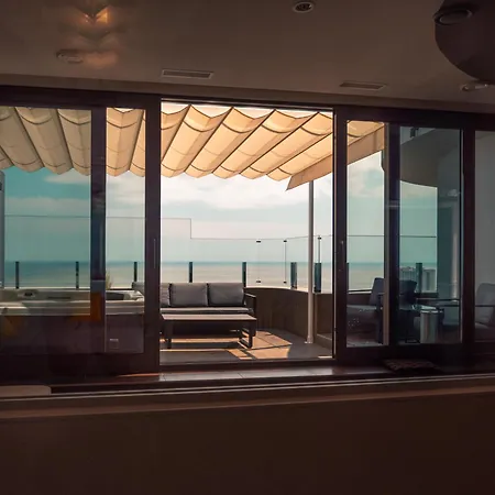 Vip Luxury Penthouse у аркадія із панорамним видом та джакузі Fainorent * Odesa