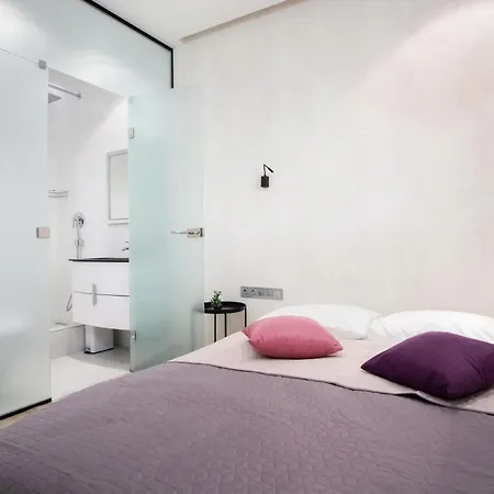 Vip Luxury Penthouse у аркадія із панорамним видом та джакузі Fainorent Apartment *